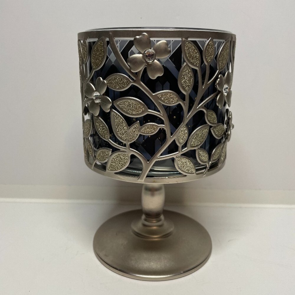 Bath & Body Works Silver Metal Glitter Flower Pedestal Candle Holder 3-Wick